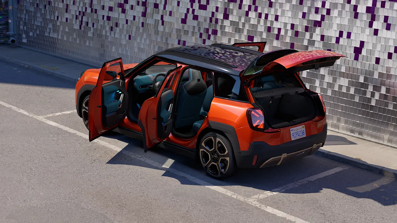 MINI Aceman Electric – Platz