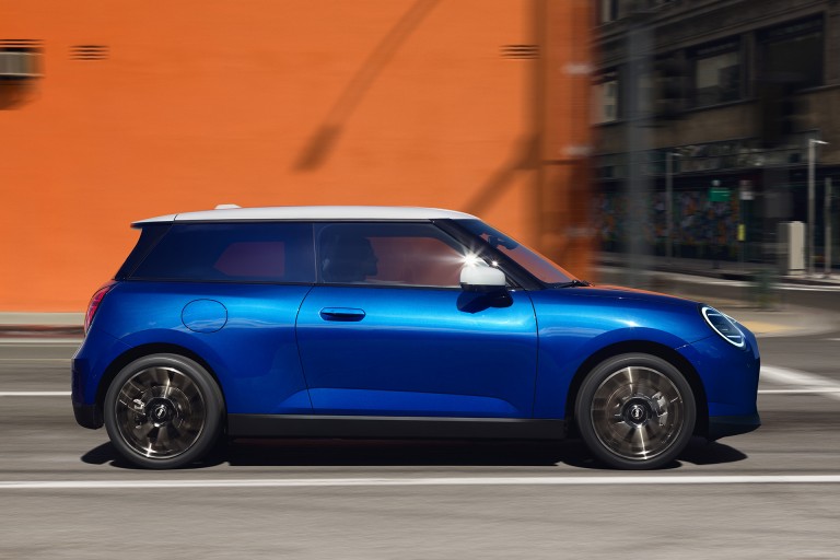 MINI COUNTRYMAN Autoplane - Gratislieferung