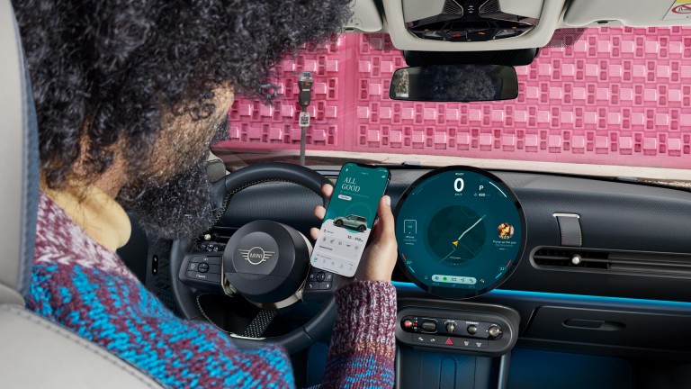 MINI Cooper 3-Türer – Digitales Erlebnis – MINI App
